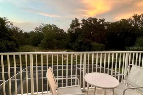 Townhouse in Clermont, Florida 3 bedrooms, 140.47 sq.m. № 2218682 - photo 15