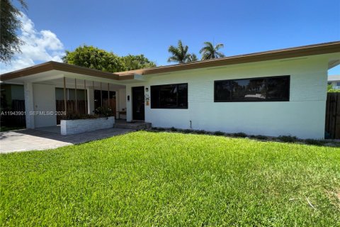 Купить виллу или дом в Холливуд, Флорида 2 спальни, 112.04м2, № 2060131 - фото 3