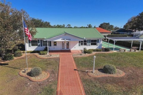 House in Sebring, Florida 2 bedrooms, 106.19 sq.m. № 2195905 - photo 14
