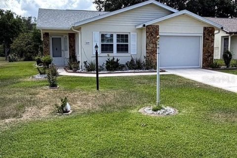 House in Sebring, Florida 2 bedrooms, 106.19 sq.m. № 2195905 - photo 2