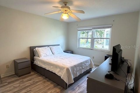 House in Sebring, Florida 2 bedrooms, 106.19 sq.m. № 2195905 - photo 6