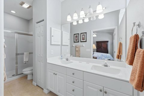 Condo in Venice, Florida, 3 bedrooms  № 2395896 - photo 22
