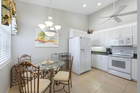 Condo in Venice, Florida, 3 bedrooms  № 2395896 - photo 11