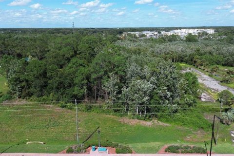 Commercial property in Kissimmee, Florida № 1870988 - photo 4