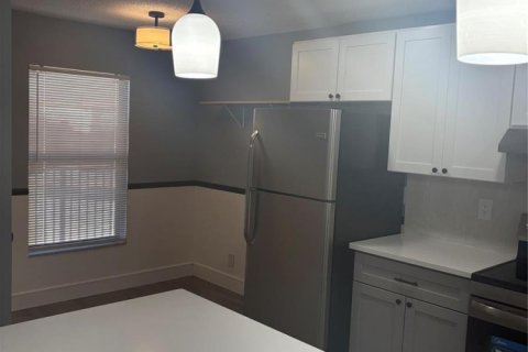 Condo in Margate, Florida, 2 bedrooms  № 2261238 - photo 4