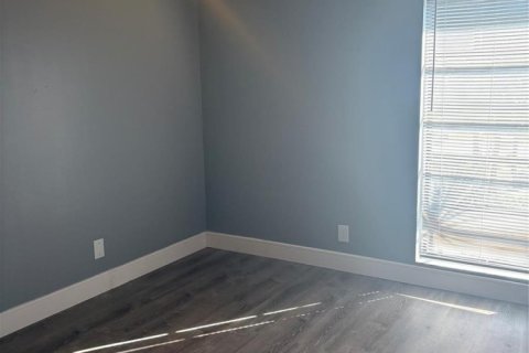Condo in Margate, Florida, 2 bedrooms  № 2261238 - photo 9