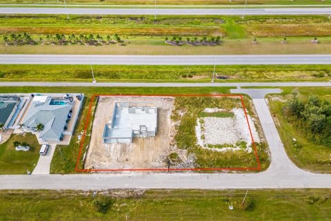 Casa en venta en Cape Coral, Florida, 3 dormitorios, 240.62 m2 № 2097448 - foto 17