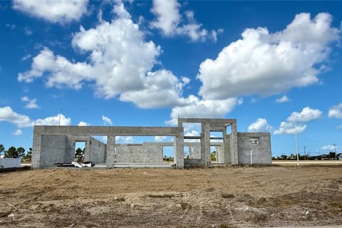 Casa en venta en Cape Coral, Florida, 3 dormitorios, 240.62 m2 № 2097448 - foto 8