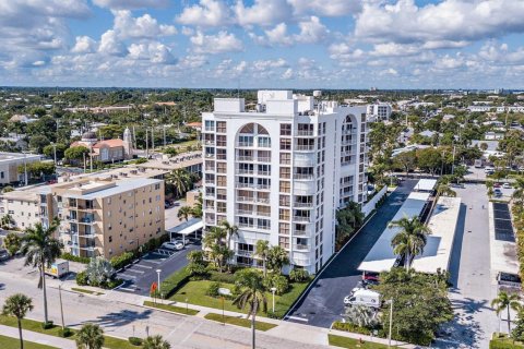 Condo in West Palm Beach, Florida, 2 bedrooms  № 2084045 - photo 4