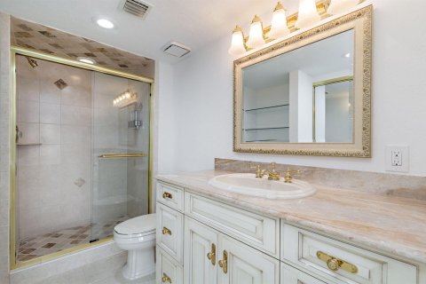 Condo in West Palm Beach, Florida, 2 bedrooms  № 2084045 - photo 14