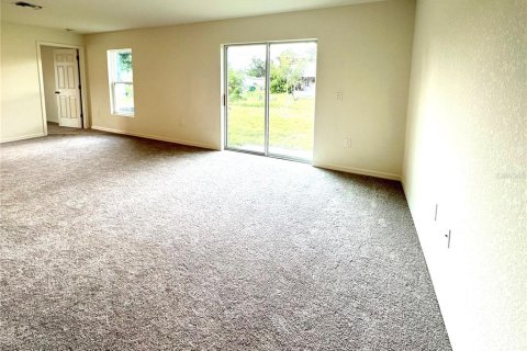 Villa ou maison à vendre à Port Charlotte, Floride: 3 chambres, 112.78 m2 № 2403135 - photo 7