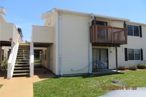 Apartamento en alquiler en Oldsmar, Florida, 2 dormitorios, 85.01 m2 № 1688346 - foto 1