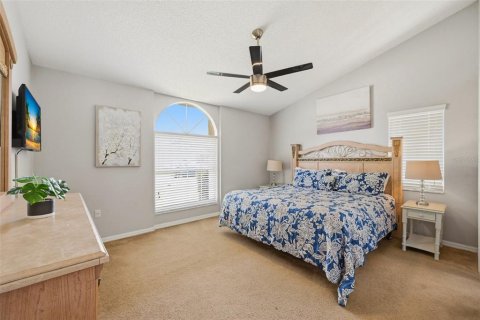 House in Davenport, Florida 4 bedrooms, 147.53 sq.m. № 2201783 - photo 23