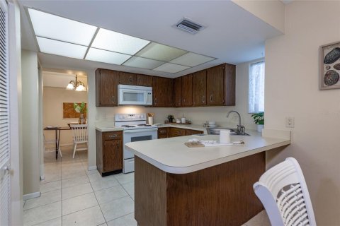 Condo in Palm Coast, Florida, 2 bedrooms  № 1827134 - photo 9