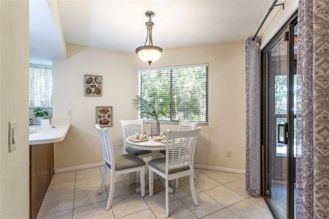 Condo in Palm Coast, Florida, 2 bedrooms  № 1827134 - photo 17