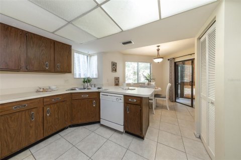 Condo in Palm Coast, Florida, 2 bedrooms  № 1827134 - photo 13