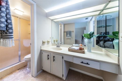 Condo in Palm Coast, Florida, 2 bedrooms  № 1827134 - photo 21
