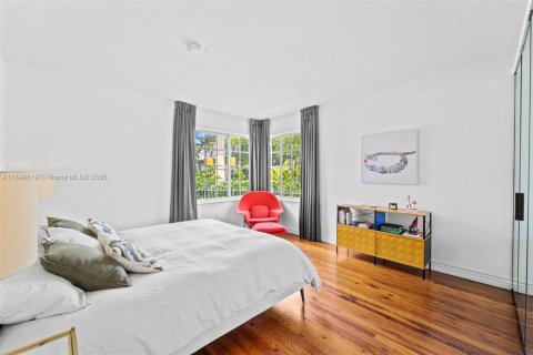 Condominio en venta en Miami Beach, Florida, 2 dormitorios, 85.47 m2 № 1961990 - foto 9