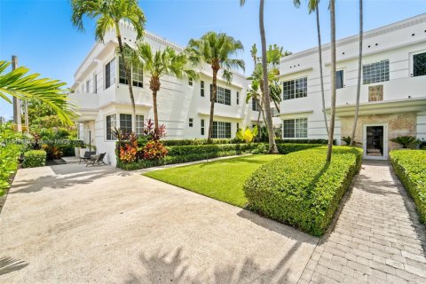 Condominio en venta en Miami Beach, Florida, 2 dormitorios, 85.47 m2 № 1961990 - foto 14