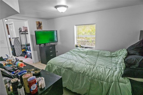 Commercial property in Hollywood, Florida 291.53 sq.m. № 1931235 - photo 16