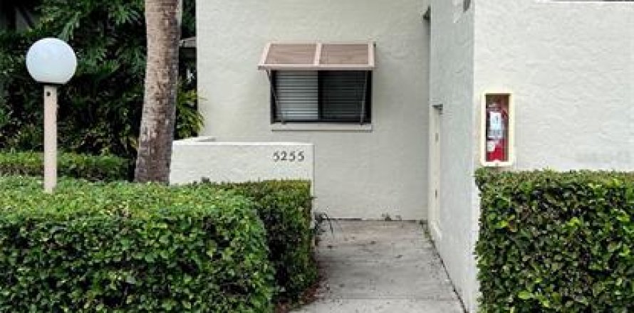 Condo à Sarasota, Floride, 2 chambres  № 2386388