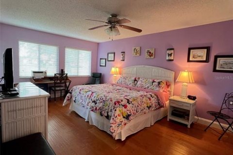 Copropriété à louer à Sarasota, Floride: 2 chambres, 106.37 m2 № 2386388 - photo 2