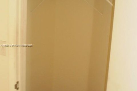 Copropriété à vendre à Oakland Park, Floride: 2 chambres, 82.68 m2 № 1975429 - photo 15