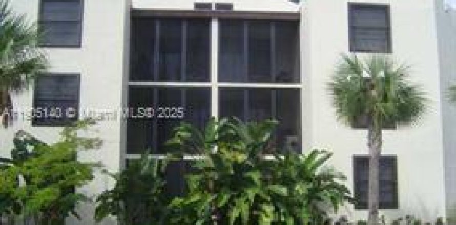 Condo à Oakland Park, Floride, 2 chambres  № 1975429