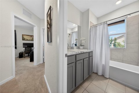 Купить таунхаус в Хомстед, Флорида 4 спальни, 178.74м2, № 2009731 - фото 12