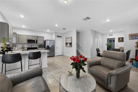 Купить таунхаус в Хомстед, Флорида 4 спальни, 178.74м2, № 2009731 - фото 4