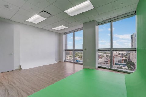 Propiedad comercial en alquiler en Orlando, Florida № 1690896 - foto 29