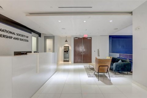 Propiedad comercial en alquiler en Orlando, Florida № 1690896 - foto 4