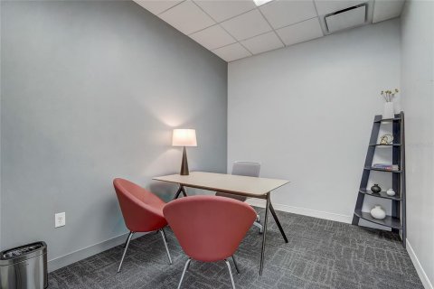 Propiedad comercial en alquiler en Orlando, Florida № 1690896 - foto 23