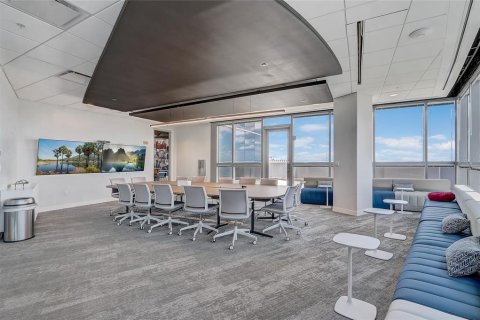 Propiedad comercial en alquiler en Orlando, Florida № 1690896 - foto 6