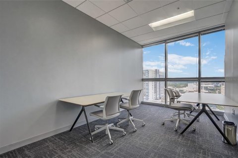 Propiedad comercial en alquiler en Orlando, Florida № 1690896 - foto 25