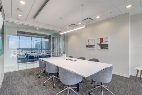 Propiedad comercial en alquiler en Orlando, Florida № 1690896 - foto 16