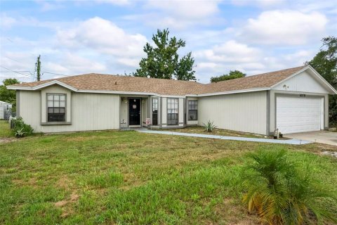 House in Deltona, Florida 3 bedrooms, 139.35 sq.m. № 1876888 - photo 2