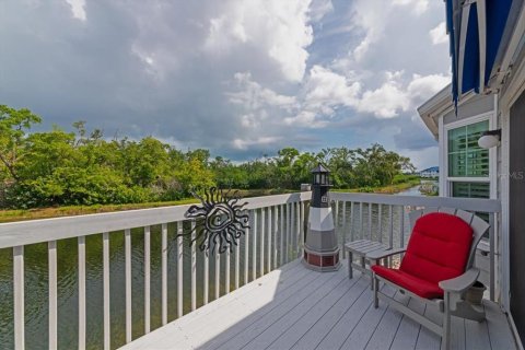 House in Bradenton, Florida 2 bedrooms, 143.72 sq.m. № 2199484 - photo 28