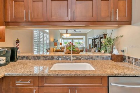 House in Bradenton, Florida 2 bedrooms, 143.72 sq.m. № 2199484 - photo 14