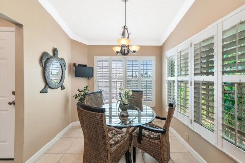 House in Bradenton, Florida 2 bedrooms, 143.72 sq.m. № 2199484 - photo 10