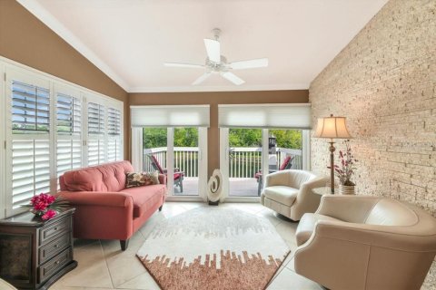 House in Bradenton, Florida 2 bedrooms, 143.72 sq.m. № 2199484 - photo 24