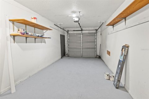 Townhouse in Tampa, Florida 2 bedrooms, 102.56 sq.m. № 2197619 - photo 24