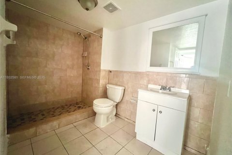 Снять в аренду квартиру в Хайалиа, Флорида 1 спальня, 69.03м2, № 1991000 - фото 16