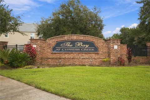 Touwnhouse à louer à Wesley Chapel, Floride: 3 chambres, 147.53 m2 № 2400459 - photo 3