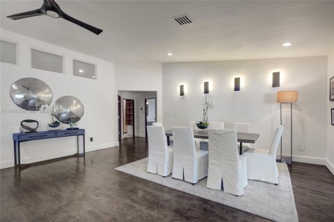 Купить виллу или дом в Майами, Флорида 4 спальни, № 1989916 - фото 13