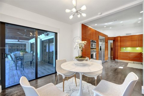 Купить виллу или дом в Майами, Флорида 4 спальни, № 1989916 - фото 23