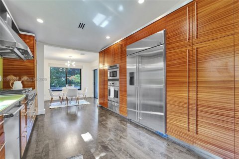 Купить виллу или дом в Майами, Флорида 4 спальни, № 1989916 - фото 20