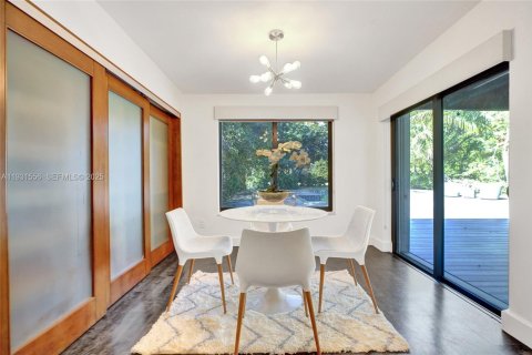 Купить виллу или дом в Майами, Флорида 4 спальни, № 1989916 - фото 21