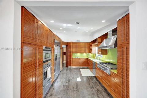 Купить виллу или дом в Майами, Флорида 4 спальни, № 1989916 - фото 25