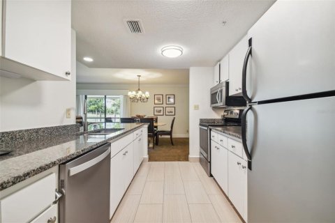 Copropriété à vendre à Palm Harbor, Floride: 2 chambres, 154.22 m2 № 1245869 - photo 12